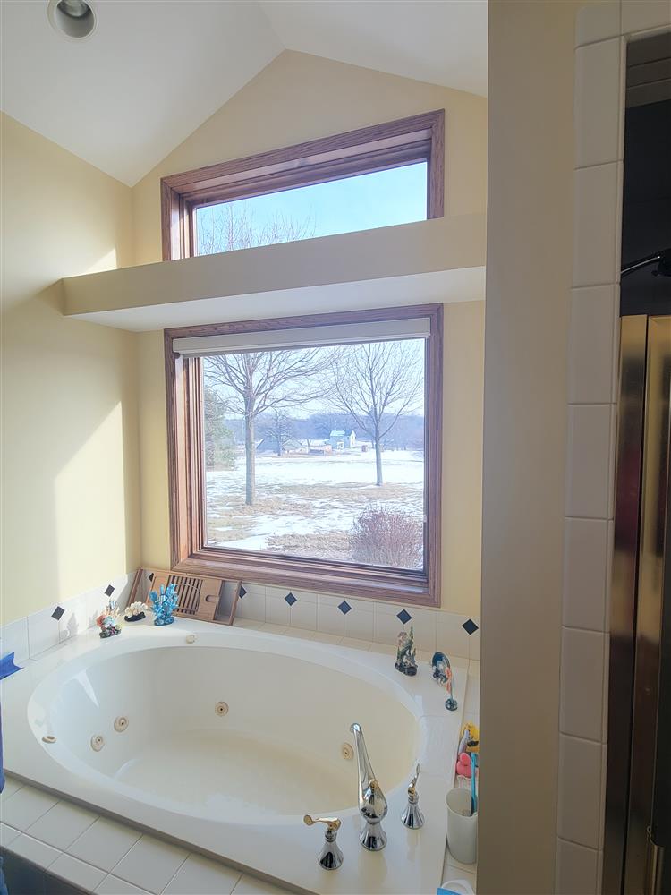 Master Bath Soaking Tub in Franksville, Wisconsin
